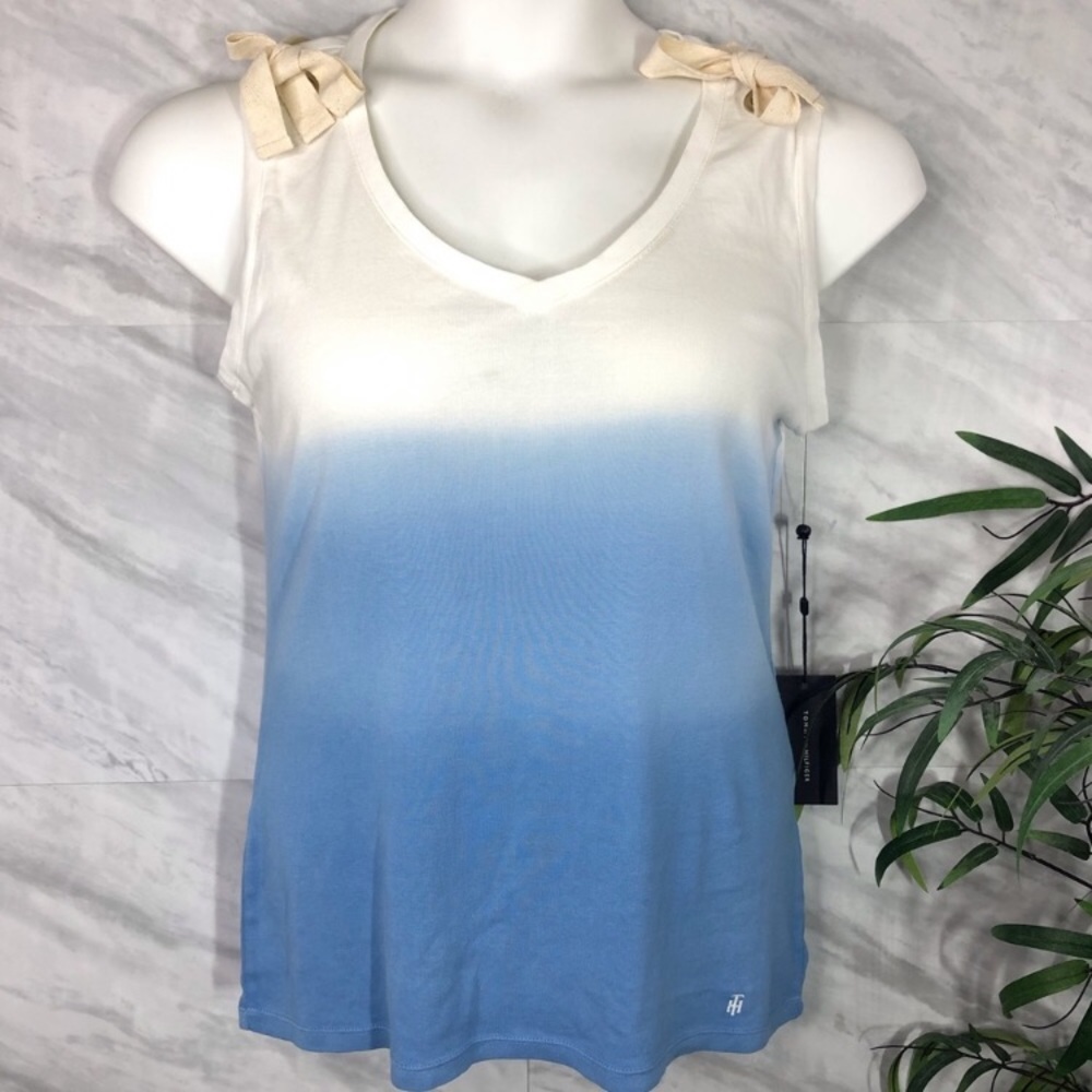 Tommy Hilfiger top